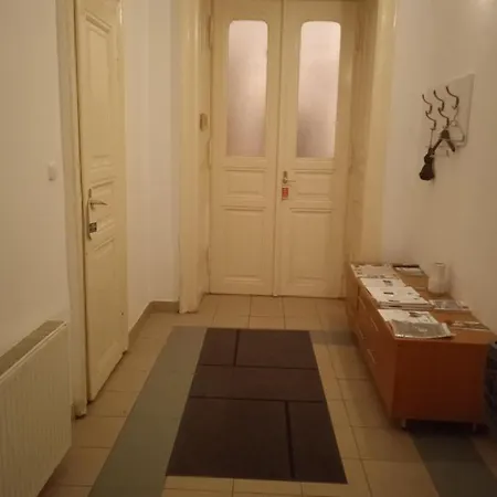 Lejlighedshotel Alternative Hilton In Central Budapest