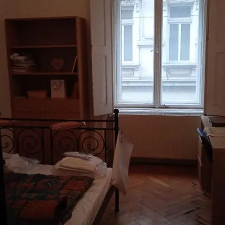 Alternative Hilton In Central Aparthotel Budapest